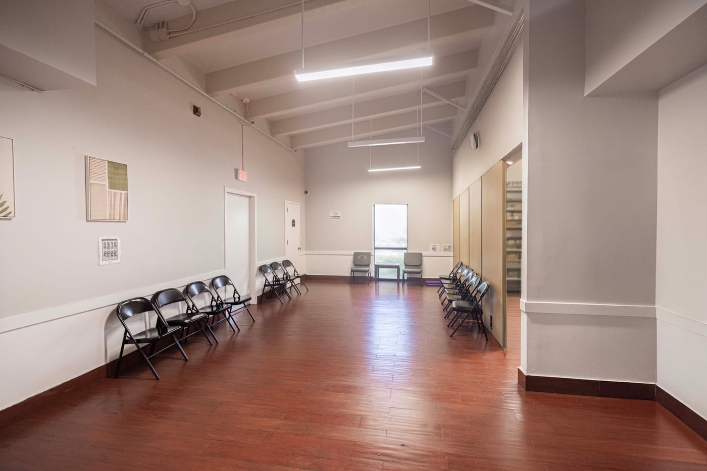 Group Meeting Room